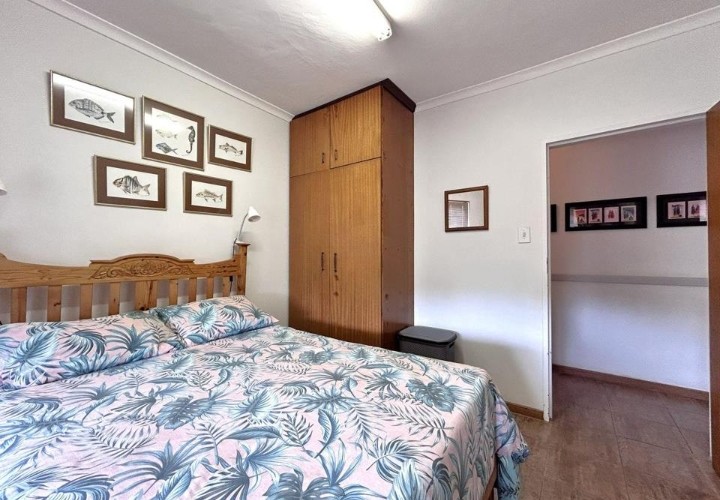 4 Bedroom Property for Sale in Wavecrest Eastern Cape